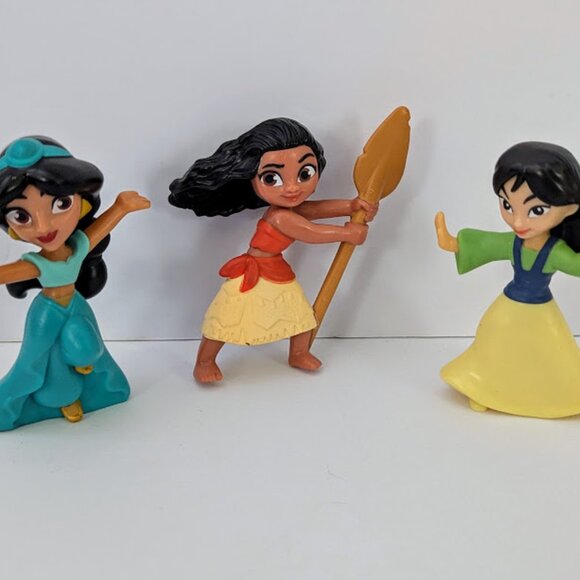 Mixed Toy Box Bundle Lot for Girls Disney Princess Minnie Mouse Monster High - Picture 11 of 12